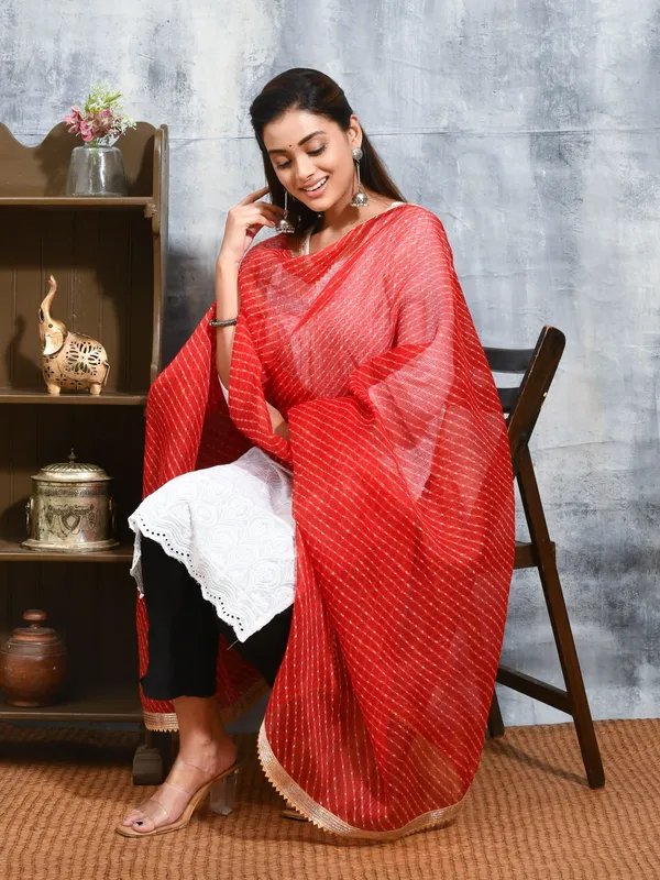 Red_colour_Silk_Blend_Dupatta_for_Women