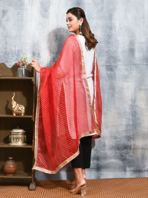 Red_colour_Silk_Blend_Dupatta_for_Women