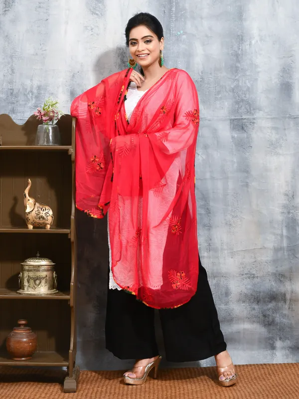 Pink_colour_Chiffon_Dupatta_for_Women