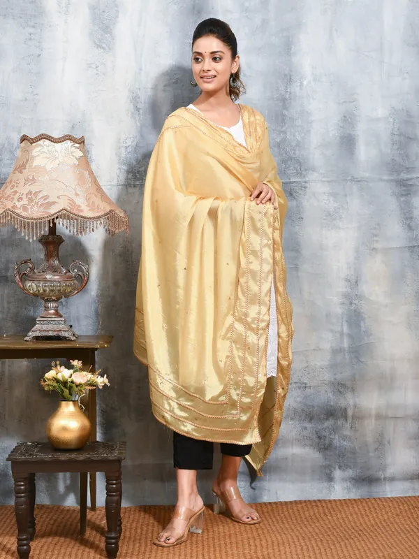 Off_White_colour_Silk_Blend_Dupatta_for_Women