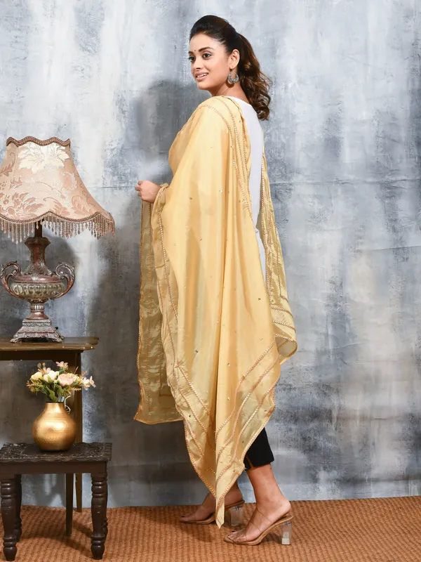 Off_White_colour_Silk_Blend_Dupatta_for_Women
