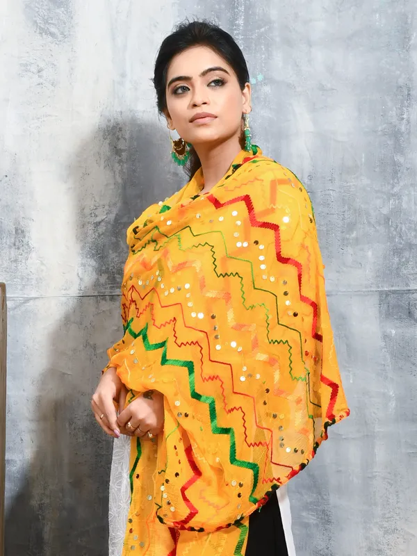 Yellow_colour_Chiffon_Dupatta_for_Women