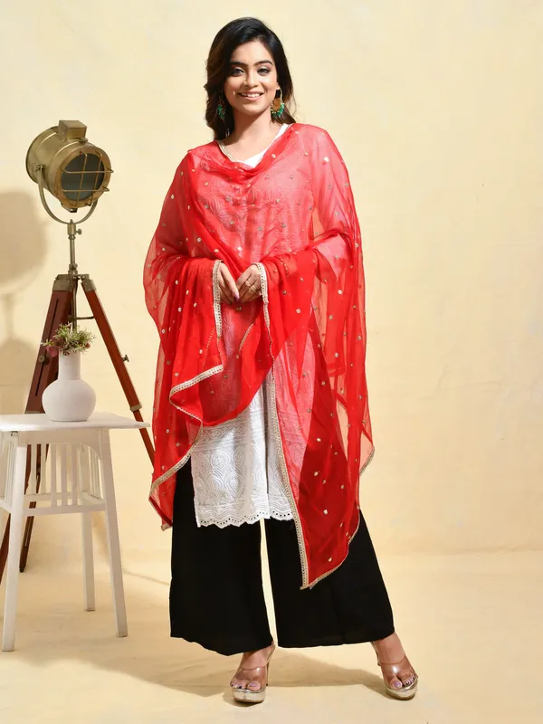Red_colour_Chiffon_Dupatta_for_Women