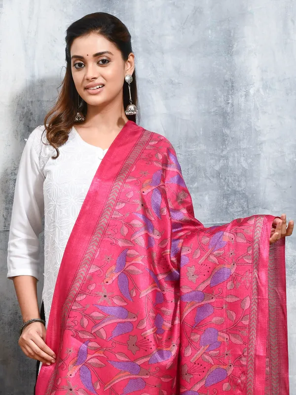 Pink_colour_Silk_Blend_Dupatta_for_Women