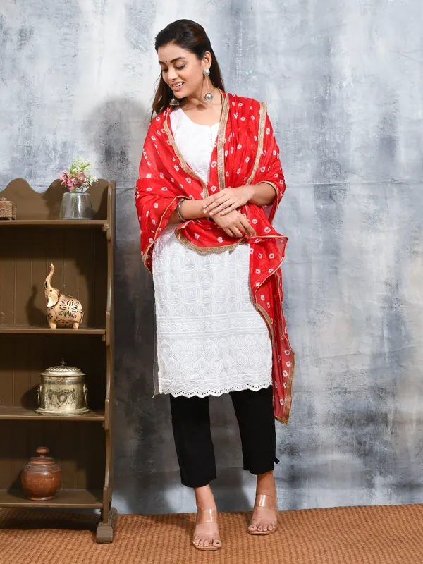 Red_colour_Satin_Dupatta_for_Women