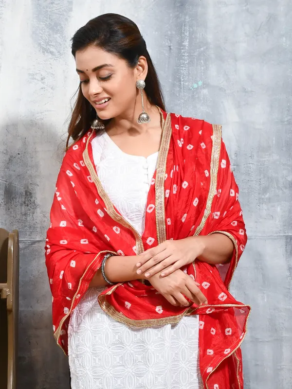 Red_colour_Satin_Dupatta_for_Women