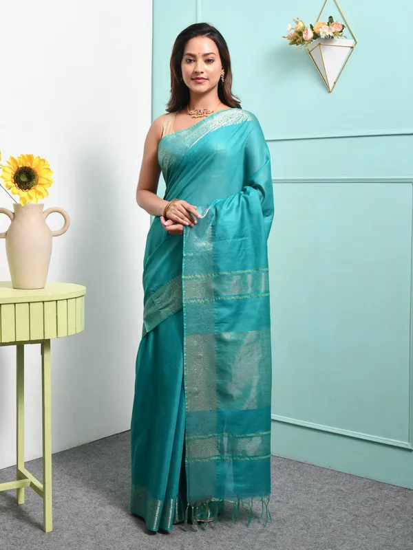 Blue_Silk_Blend_Embroidered_Sarees_For_Women