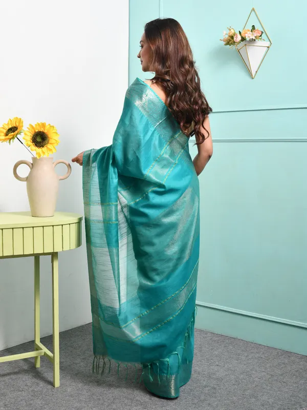 Blue_Silk_Blend_Embroidered_Sarees_For_Women