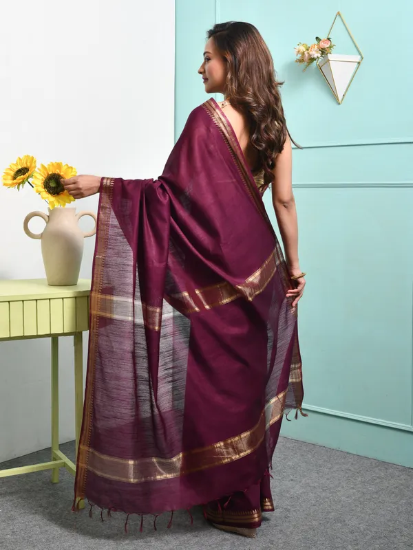 Purple_Silk_Blend_Embroidered_Sarees_For_Women