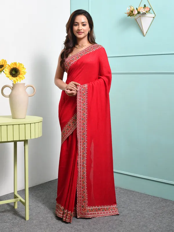Red_Silk_Blend_Embroidered_Sarees_For_Women