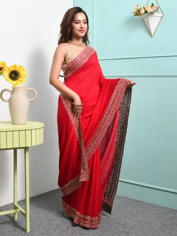 Red_Silk_Blend_Embroidered_Sarees_For_Women