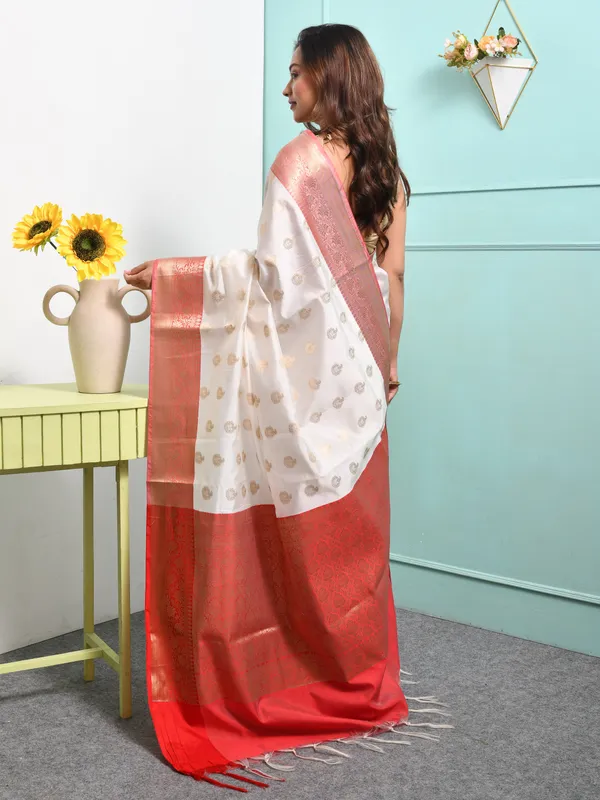 White_Silk_Blend_Embroidered_Sarees_For_Women