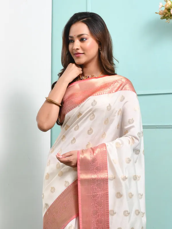 White_Silk_Blend_Embroidered_Sarees_For_Women