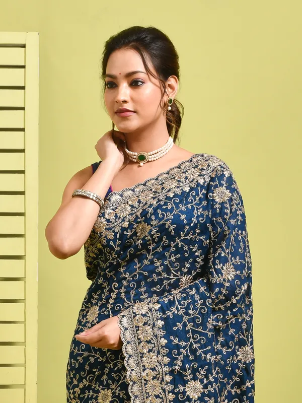 Blue_Silk_Blend_Embroidered_Sarees_For_Women