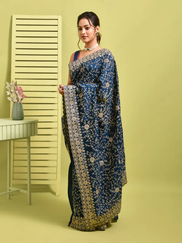Blue_Silk_Blend_Embroidered_Sarees_For_Women
