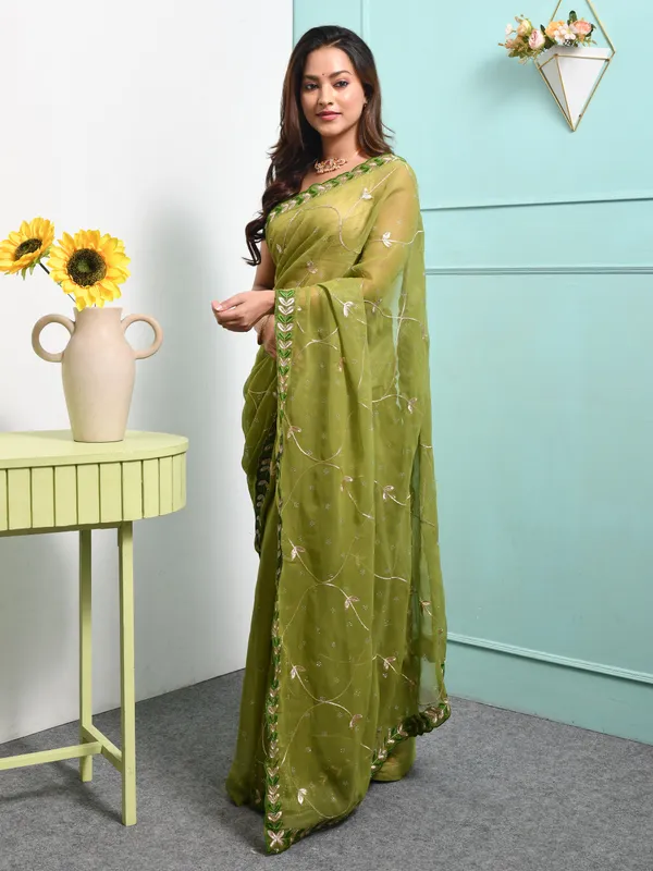 Green_Poly_Chiffon_Embroidered_Sarees_For_Women