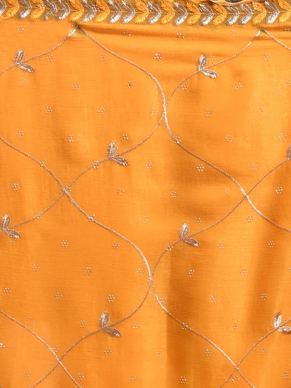 Yellow_Poly_Chiffon_Embroidered_Sarees_For_Women