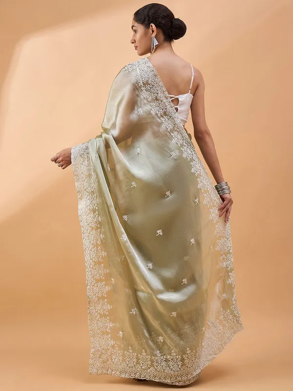 Green_colour_Poly_Chiffon_Saree_for_Women