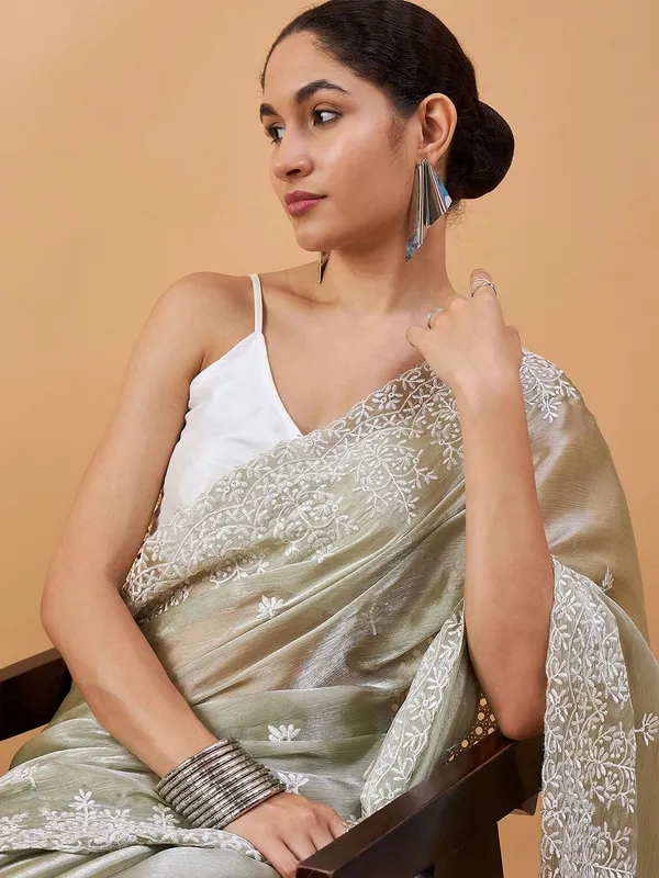 Green_colour_Poly_Chiffon_Saree_for_Women
