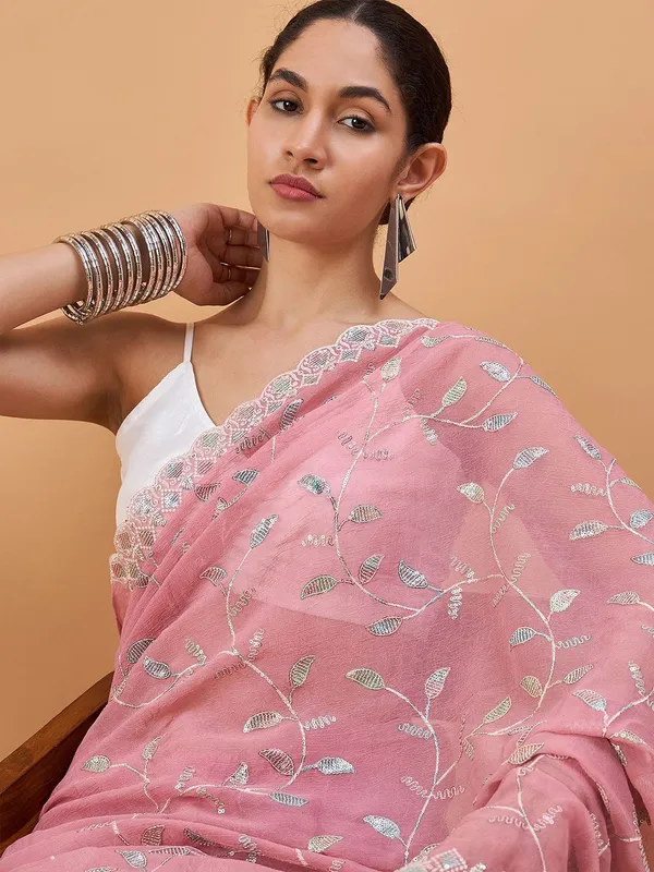 Pink_colour_Poly_Crepe_Saree_for_Women
