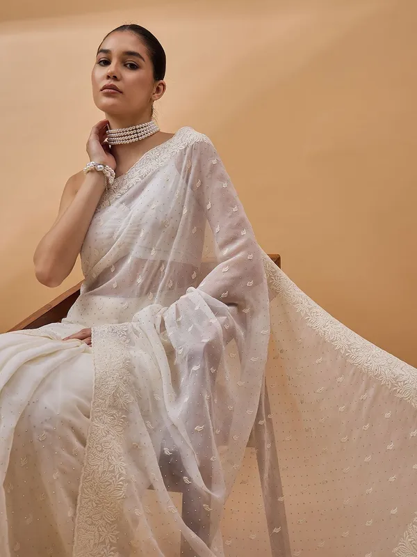 Cream_colour_Pure_Georgette_Saree_for_Women