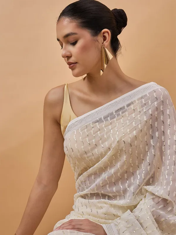 Cream_colour_Pure_Georgette_Saree_for_Women