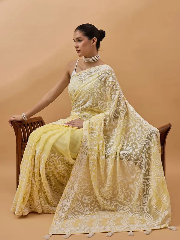 Yellow_colour_Pure_Georgette_Saree_for_Women
