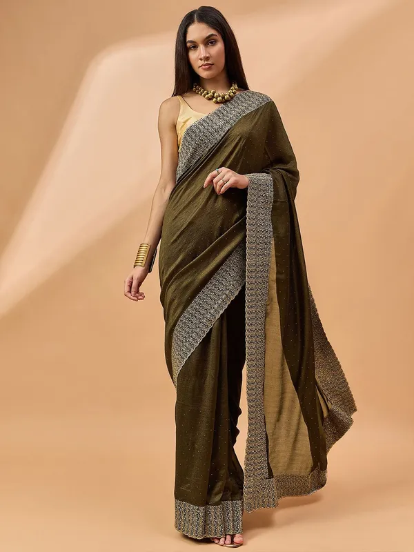 Green_colour_Silk_Blend_Saree_for_Women