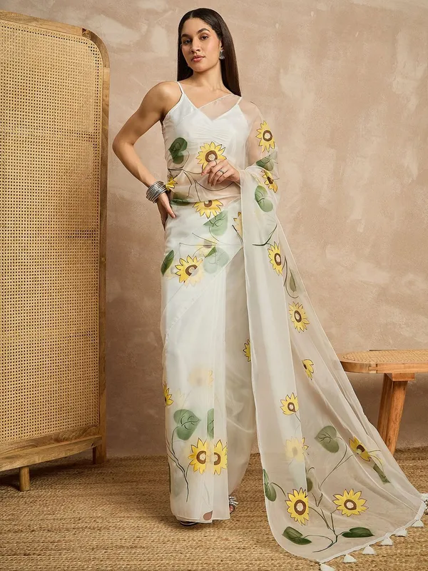 White_colour_Organza_Saree_for_Women