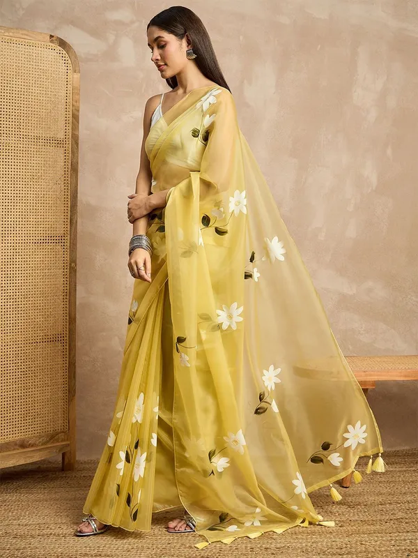 Yellow_colour_Organza_Saree_for_Women