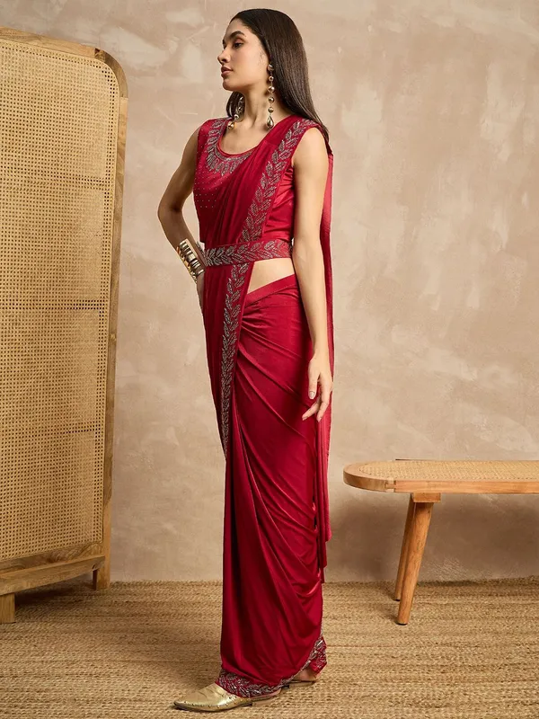 Maroon_colour_Lycra_Saree_for_Women