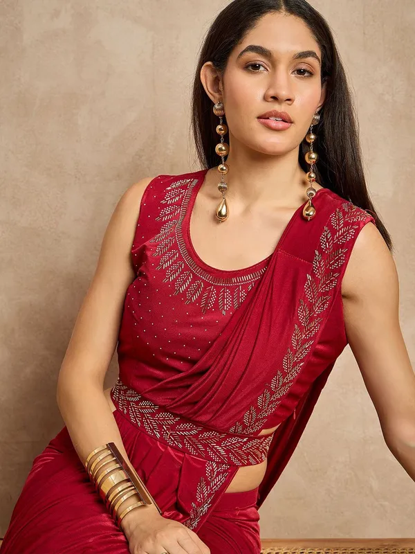 Maroon_colour_Lycra_Saree_for_Women