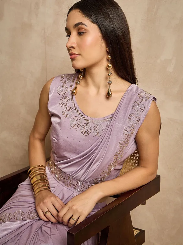 Purple_colour_Lycra_Saree_for_Women