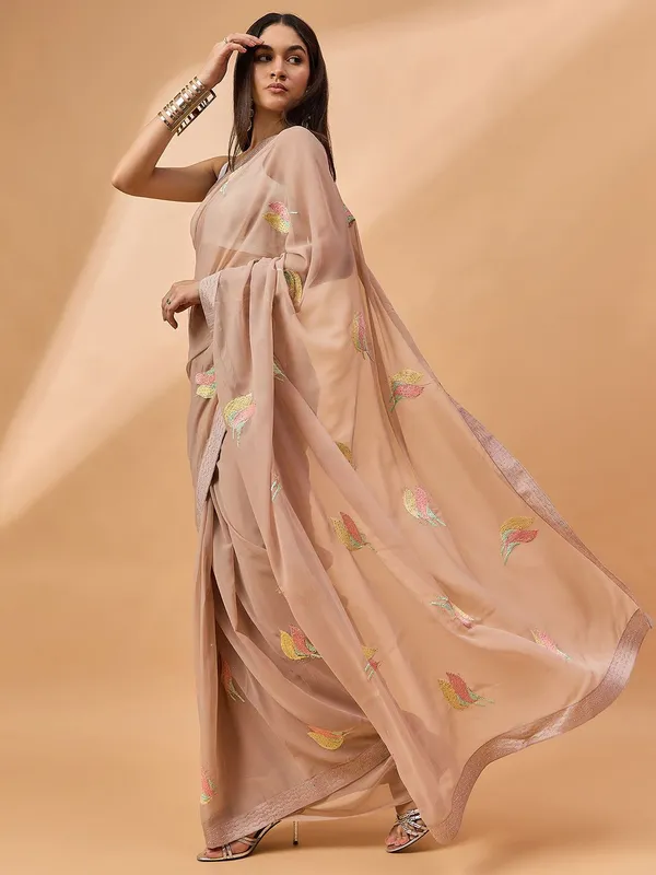 Brown_colour_Pure_Georgette_Saree_for_Women