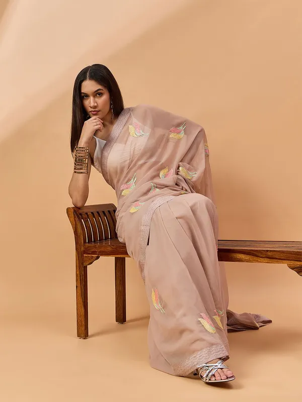 Brown_colour_Pure_Georgette_Saree_for_Women