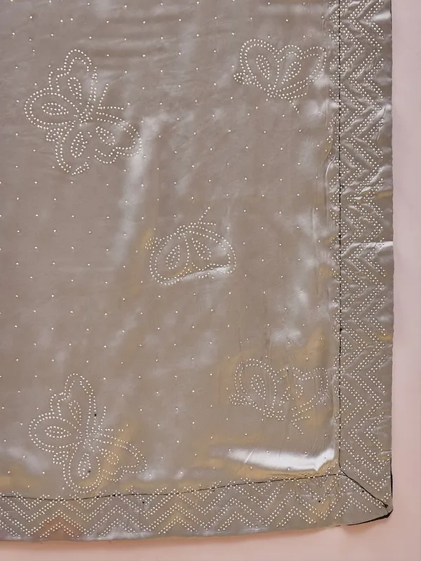 Black_colour_Satin_Saree_for_Women