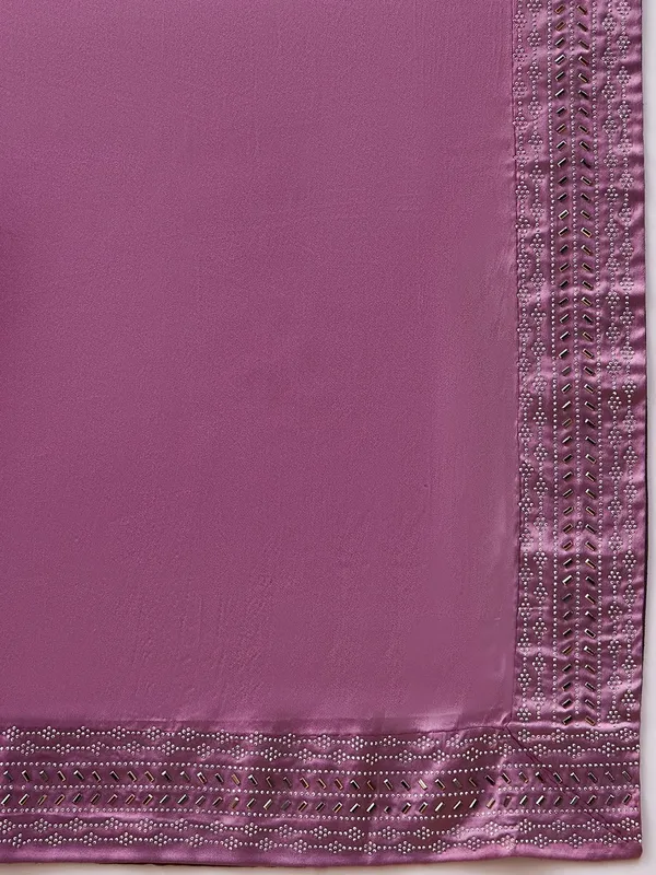 Purple_colour_Satin_Saree_for_Women