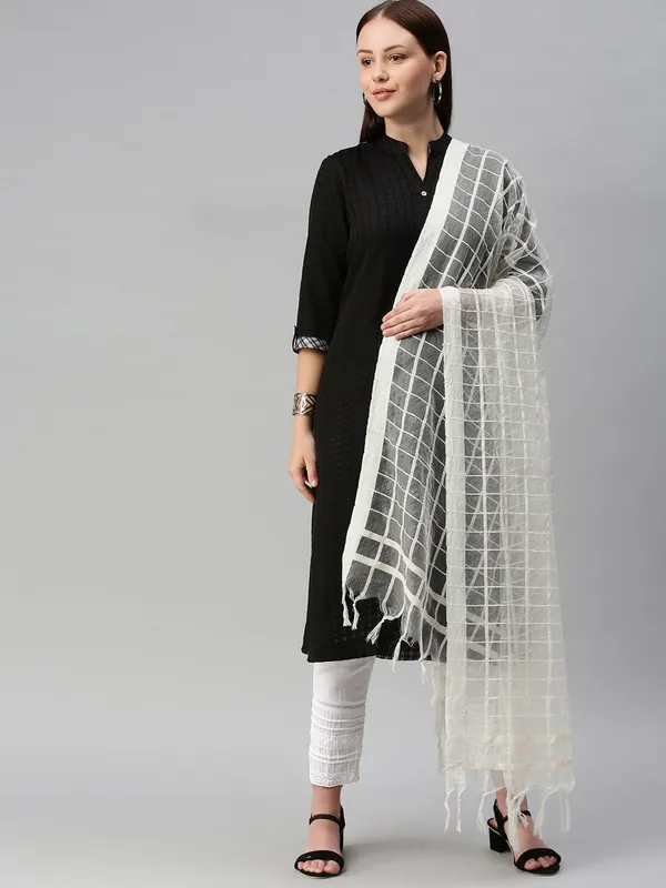 White_colour_Organza_Dupatta_for_Women