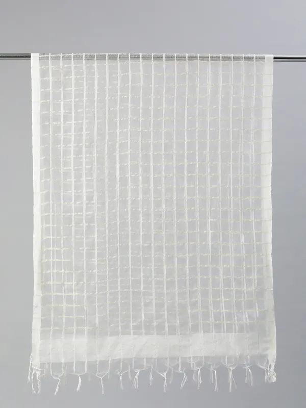 White_colour_Silk_Blend_Dupatta_for_Women
