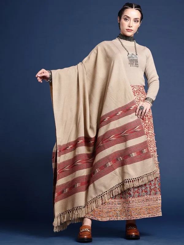 Beige_colour_Wool_Shawl_for_Women
