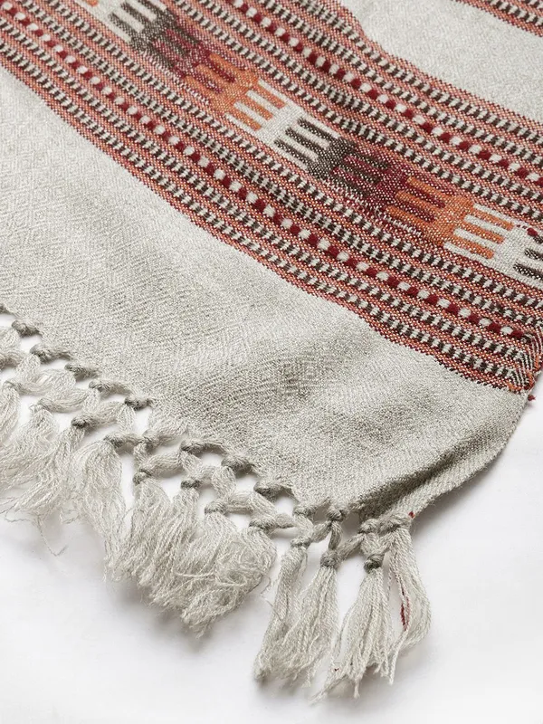 Grey_colour_Wool_Shawl_for_Women