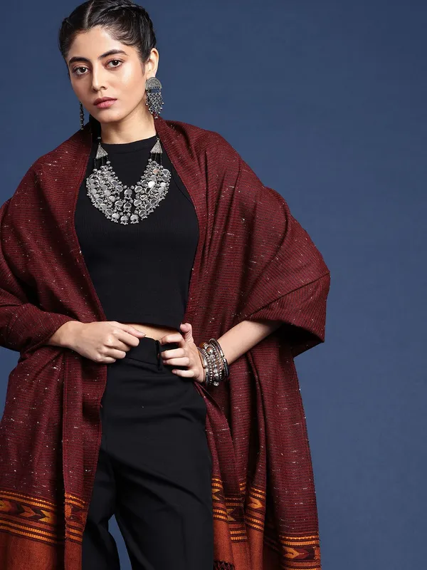 Maroon_colour_Wool_Shawl_for_Women
