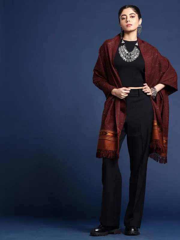 Maroon_colour_Wool_Shawl_for_Women