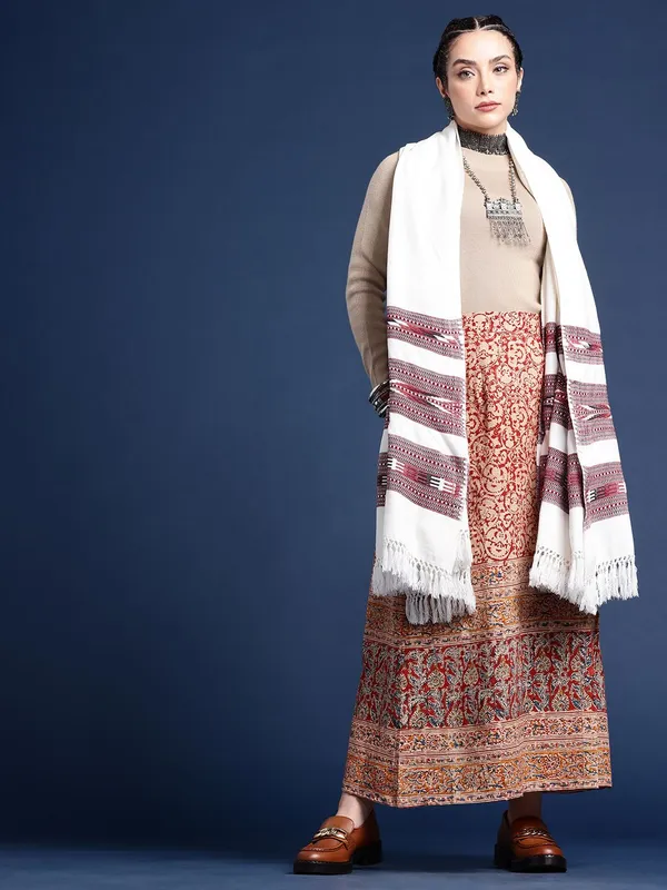 White_colour_Wool_Shawl_for_Women