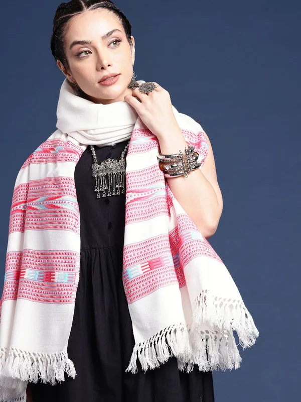 White_colour_Wool_Shawl_for_Women