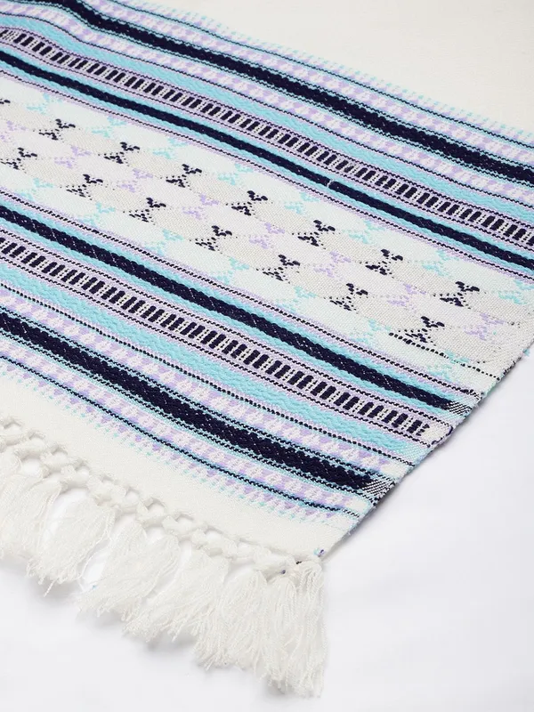 White_colour_Wool_Shawl_for_Women