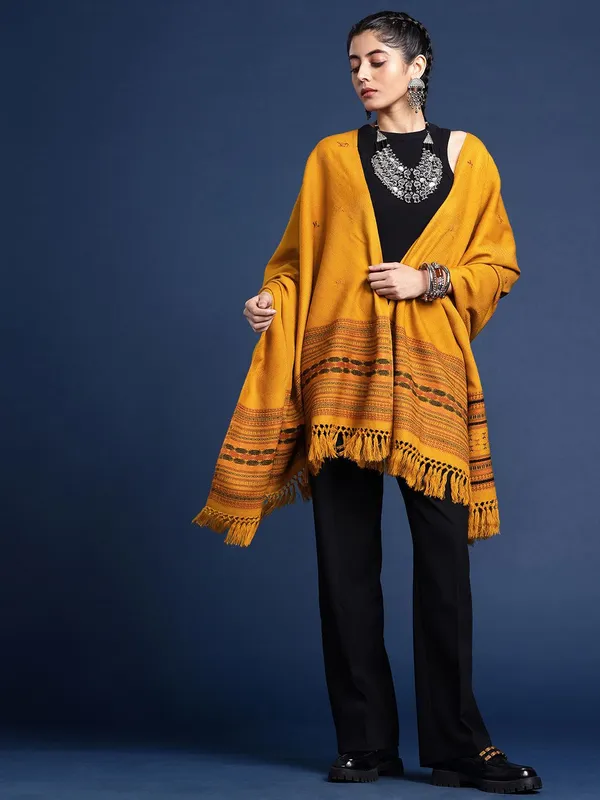 Mustard_colour_Wool_Shawl_for_Women