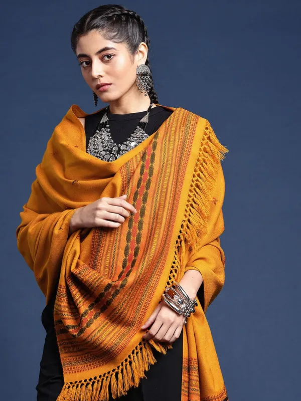 Mustard_colour_Wool_Shawl_for_Women