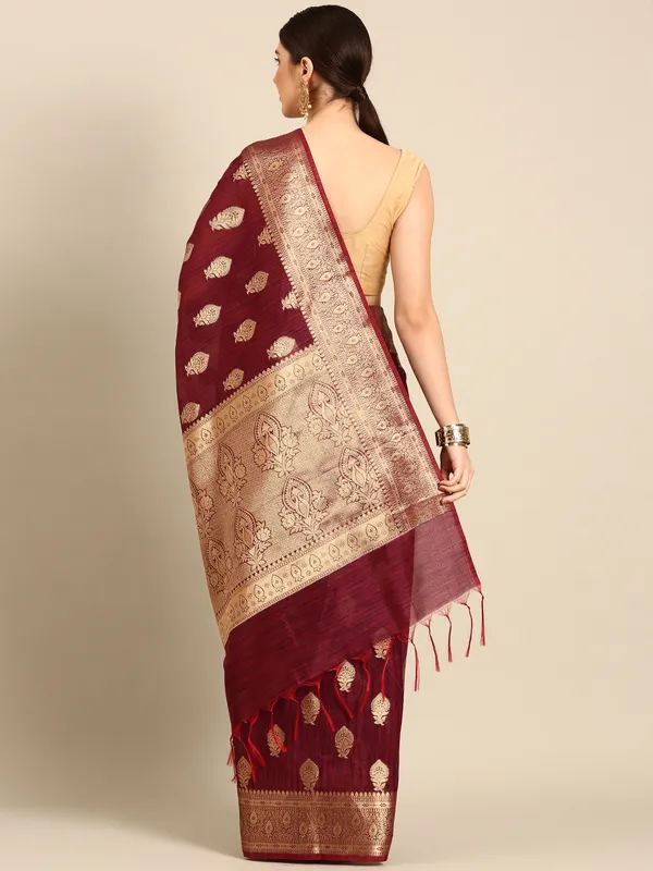 Maroon_colour_Silk_Blend_Saree_for_Women