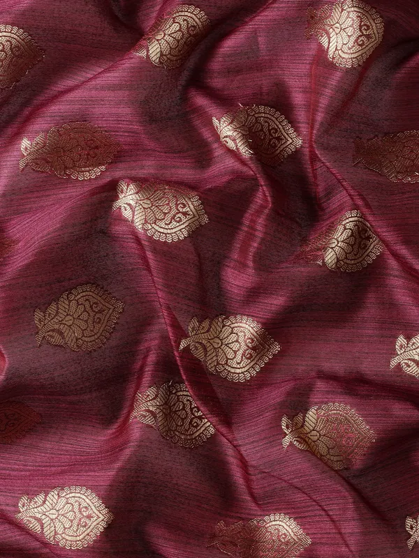 Maroon_colour_Silk_Blend_Saree_for_Women